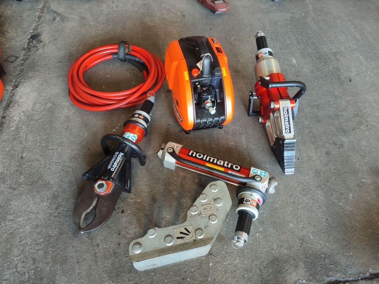 Véhicule de voirie/ Spécial Holmatro PPU30: photos 1