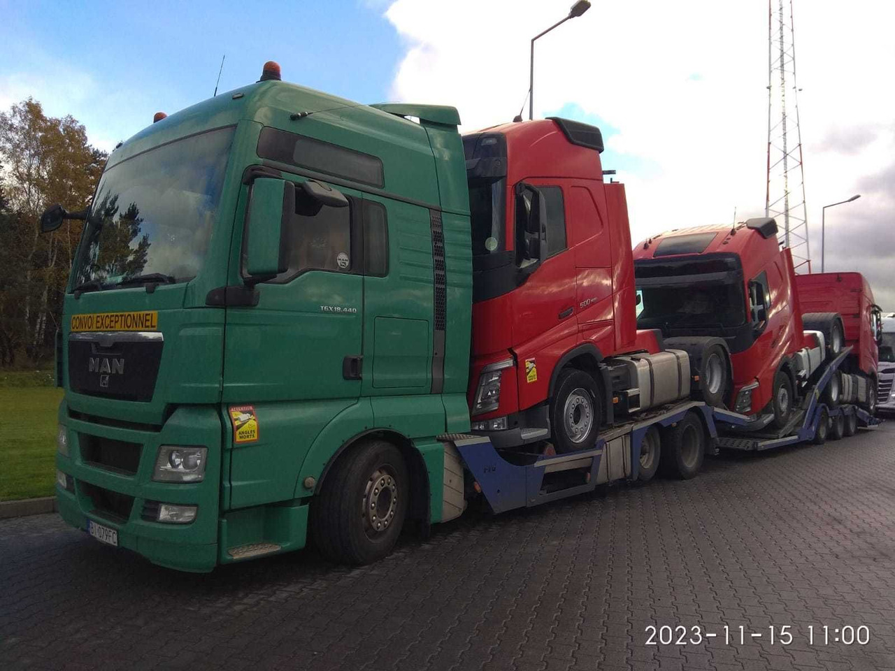 MAN TGA 26.440, Euro 5, FVG Autotransporter Autolaweta zestaw 6 osi - Camion porte-voitures: photos 1 MAN TGA 26.440, Euro 5, FVG Autotransporter Autolaweta zestaw 6 osi - Camion porte-voitures: photos 1