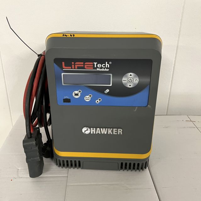 Hawker CC210X | Life Tech 24V49A sn. PBA106082 160A Rema battery connector Life Tech 24V49A sn. PBA106082 160A Rema battery connector - Accumulateur pour Matériel de manutention: photos 1 Hawker CC210X | Life Tech 24V49A sn. PBA106082 160A Rema battery connector Life Tech 24V49A sn. PBA106082 160A Rema battery connector - Accumulateur pour Matériel de manutention: photos 1