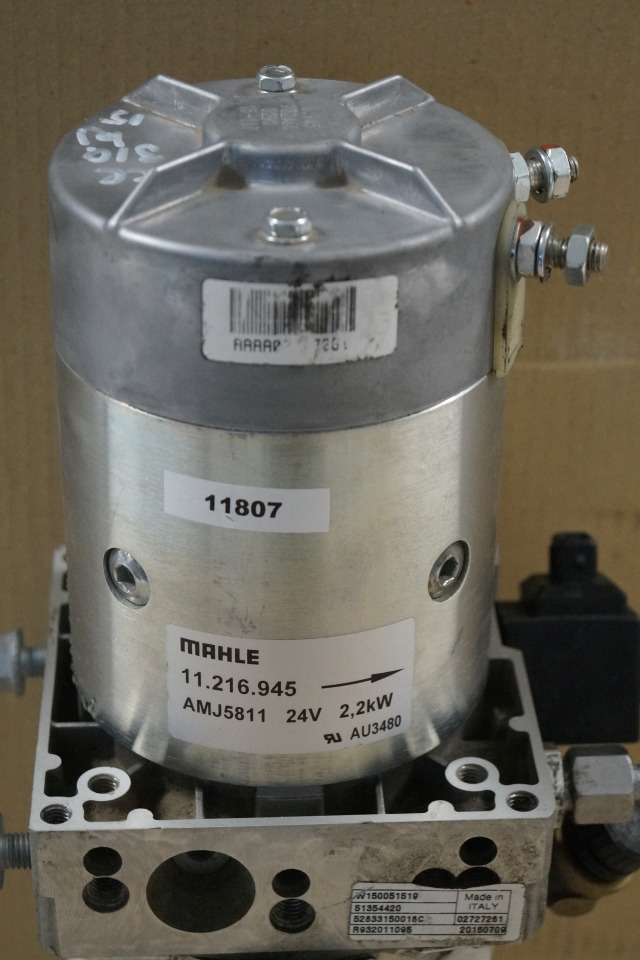 Jungheinrich 51064221 | Pump unit 24V 2,2KW Mahle AMJ5811 Pump motor 51056970 - Pompe hydraulique pour Matériel de manutention: photos 2 Jungheinrich 51064221 | Pump unit 24V 2,2KW Mahle AMJ5811 Pump motor 51056970 - Pompe hydraulique pour Matériel de manutention: photos 2