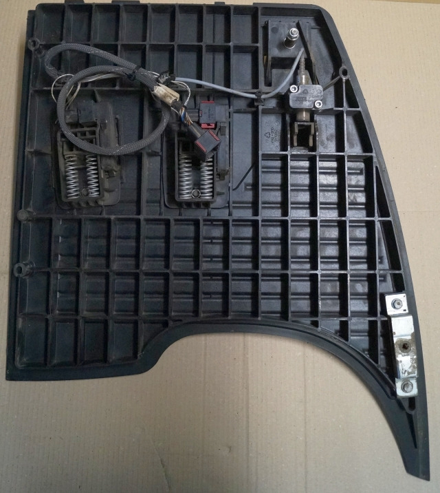 Jungheinrich 51189782 | Vloerplaat Floorplate ETV from Year 2011 Driving pedal 5 Vloerplaat Floorplate ETV from Year 2011 Driving pedal 51443197 Brake pedal 51198398 Kill switch 51188550 kabel 51178968 - Frame/ Châssis pour Matériel de manutention: photos 2 Jungheinrich 51189782 | Vloerplaat Floorplate ETV from Year 2011 Driving pedal 5 Vloerplaat Floorplate ETV from Year 2011 Driving pedal 51443197 Brake pedal 51198398 Kill switch 51188550 kabel 51178968 - Frame/ Châssis pour Matériel de manutention: photos 2