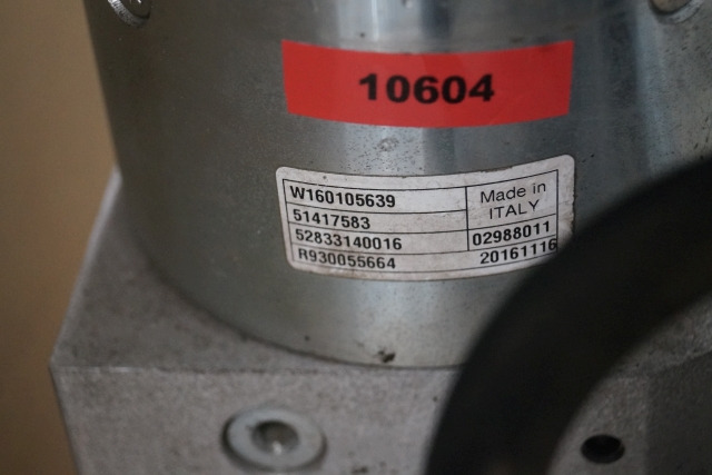 Jungheinrich 51417583 | Pumpmotor with tank and valve block 24V 2,2KW code R9320 - Pompe hydraulique pour Matériel de manutention: photos 2 Jungheinrich 51417583 | Pumpmotor with tank and valve block 24V 2,2KW code R9320 - Pompe hydraulique pour Matériel de manutention: photos 2