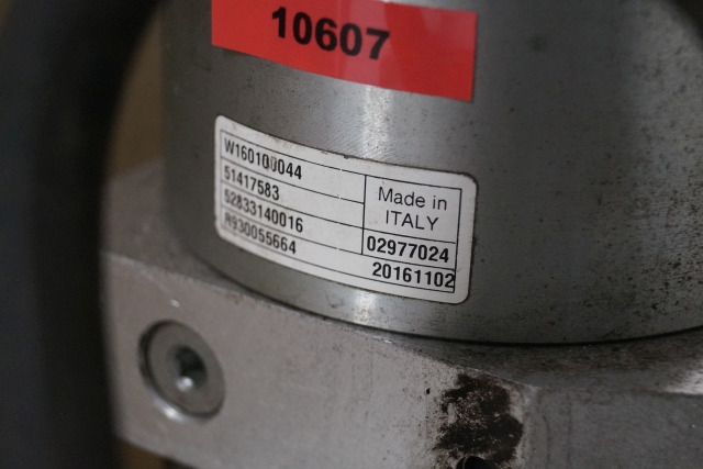 Jungheinrich 51417583 | Pumpmotor with tank and valve block 24V 2,2KW code R9320 - Pompe hydraulique pour Matériel de manutention: photos 2 Jungheinrich 51417583 | Pumpmotor with tank and valve block 24V 2,2KW code R9320 - Pompe hydraulique pour Matériel de manutention: photos 2