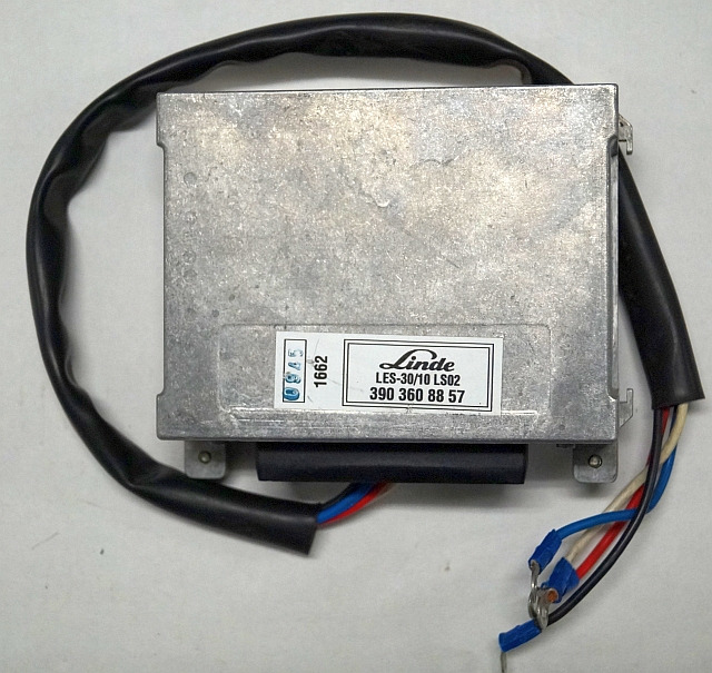 Linde 3903608857 | Steering controller LES 30-30/10 LS02 sn. 1662 0945 for serie - Bloc de gestion pour Matériel de manutention: photos 1 Linde 3903608857 | Steering controller LES 30-30/10 LS02 sn. 1662 0945 for serie - Bloc de gestion pour Matériel de manutention: photos 1