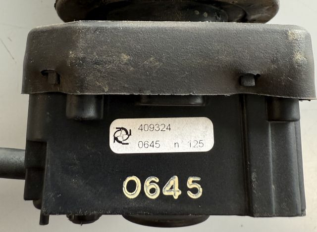 Linde 409324 | Joystick Single Axis Still no. 8409324 sn 0645 125 - Système électrique pour Matériel de manutention: photos 2 Linde 409324 | Joystick Single Axis Still no. 8409324 sn 0645 125 - Système électrique pour Matériel de manutention: photos 2