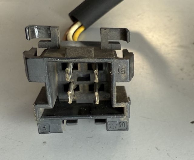 Linde 409324 | Joystick Single Axis Still no. 8409324 sn 0651 58 - Système électrique pour Matériel de manutention: photos 3 Linde 409324 | Joystick Single Axis Still no. 8409324 sn 0651 58 - Système électrique pour Matériel de manutention: photos 3