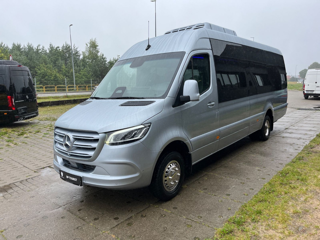 Mercedes-Benz Sprinter 519 TRANSFER XL / 22+1+1 / ON STOCK!!! Mercedes-Benz Sprinter 519 TOURIST XL/ 21-24 Seats/ IN STOCK! - Minibus, Transport de personnes: photos 3 Mercedes-Benz Sprinter 519 TRANSFER XL / 22+1+1 / ON STOCK!!! Mercedes-Benz Sprinter 519 TOURIST XL/ 21-24 Seats/ IN STOCK! - Minibus, Transport de personnes: photos 3