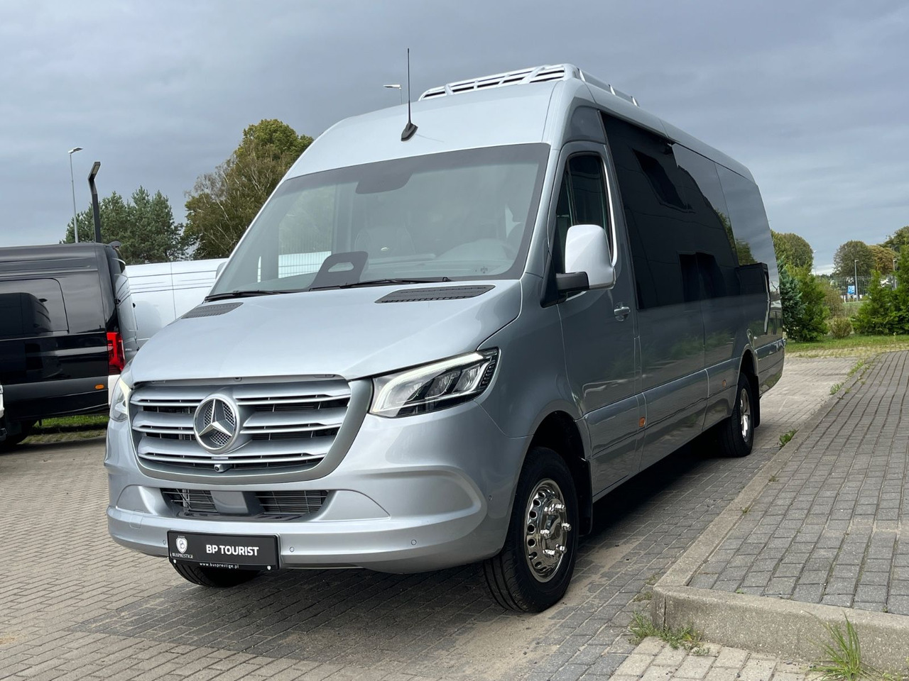 Mercedes-Benz Sprinter 519 TRANSFER XL / 22+1+1 / ON STOCK!!! Mercedes-Benz Sprinter 519 TOURIST XL/ 21-24 Seats/ IN STOCK! - Minibus, Transport de personnes: photos 3 Mercedes-Benz Sprinter 519 TRANSFER XL / 22+1+1 / ON STOCK!!! Mercedes-Benz Sprinter 519 TOURIST XL/ 21-24 Seats/ IN STOCK! - Minibus, Transport de personnes: photos 3