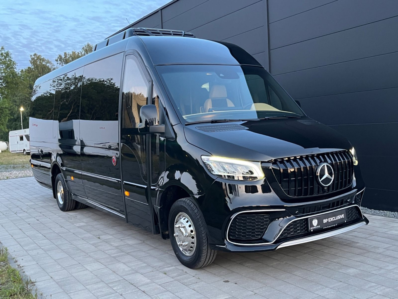 Mercedes-Benz Sprinter 519 XL /19+1+1/Luxury Bus /Coming Soon! Mercedes-Benz Sprinter 519 XL /19+1+1/Luxury /Panorama Windows - Minibus, Transport de personnes: photos 2 Mercedes-Benz Sprinter 519 XL /19+1+1/Luxury Bus /Coming Soon! Mercedes-Benz Sprinter 519 XL /19+1+1/Luxury /Panorama Windows - Minibus, Transport de personnes: photos 2