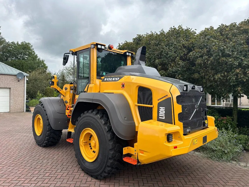 Volvo L110 H Unused 3 units directly availlable - Chargeuse sur pneus: photos 2 Volvo L110 H Unused 3 units directly availlable - Chargeuse sur pneus: photos 2