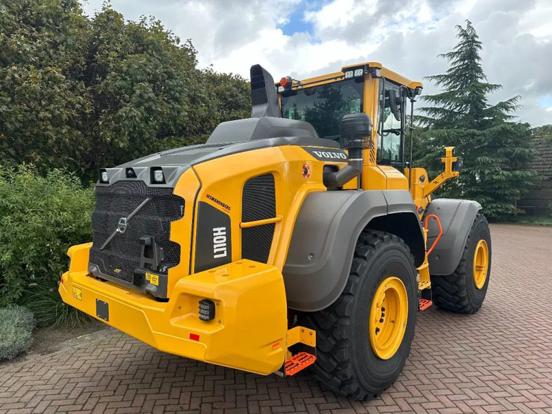 Volvo L110 H Unused 3 units directly availlable - Chargeuse sur pneus: photos 3 Volvo L110 H Unused 3 units directly availlable - Chargeuse sur pneus: photos 3