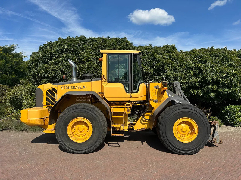 Volvo L120 F - Chargeuse sur pneus: photos 5 Volvo L120 F - Chargeuse sur pneus: photos 5