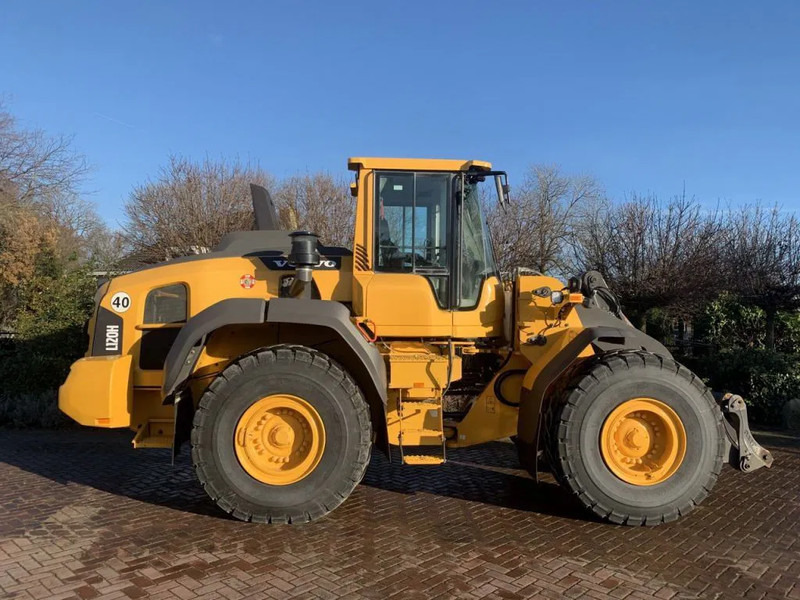 Volvo L120 H - Chargeuse sur pneus: photos 5 Volvo L120 H - Chargeuse sur pneus: photos 5