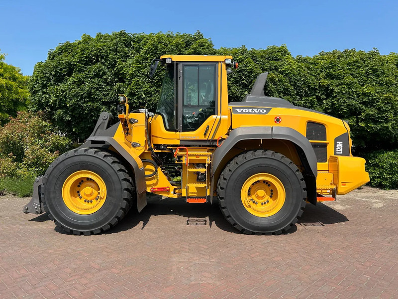 Volvo L120 H2 UNUSED Michelin 750/65 - Chargeuse sur pneus: photos 1 Volvo L120 H2 UNUSED Michelin 750/65 - Chargeuse sur pneus: photos 1
