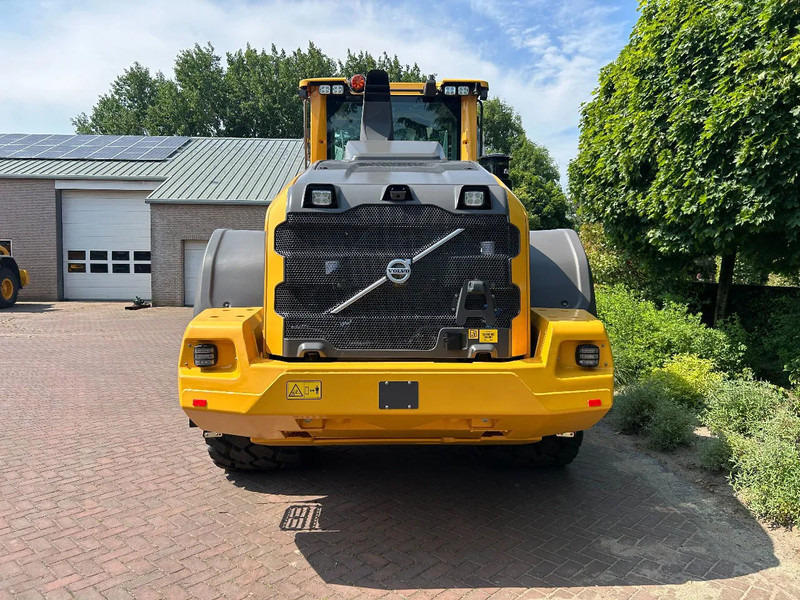 Volvo L120 H2 UNUSED Michelin 750/65 - Chargeuse sur pneus: photos 3 Volvo L120 H2 UNUSED Michelin 750/65 - Chargeuse sur pneus: photos 3