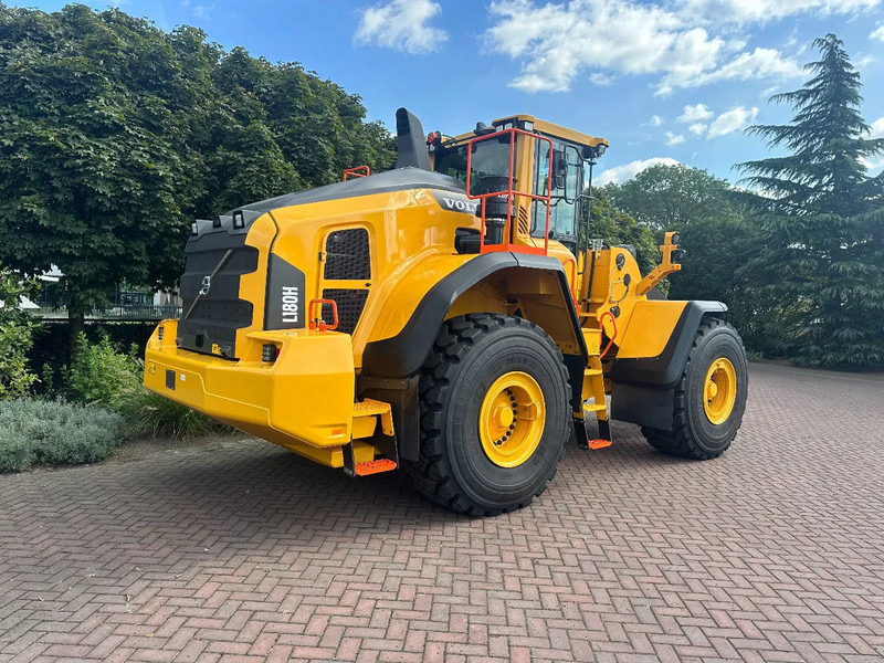 Volvo L180 H2 UNUSED 3-units availlable - Chargeuse sur pneus: photos 4 Volvo L180 H2 UNUSED 3-units availlable - Chargeuse sur pneus: photos 4