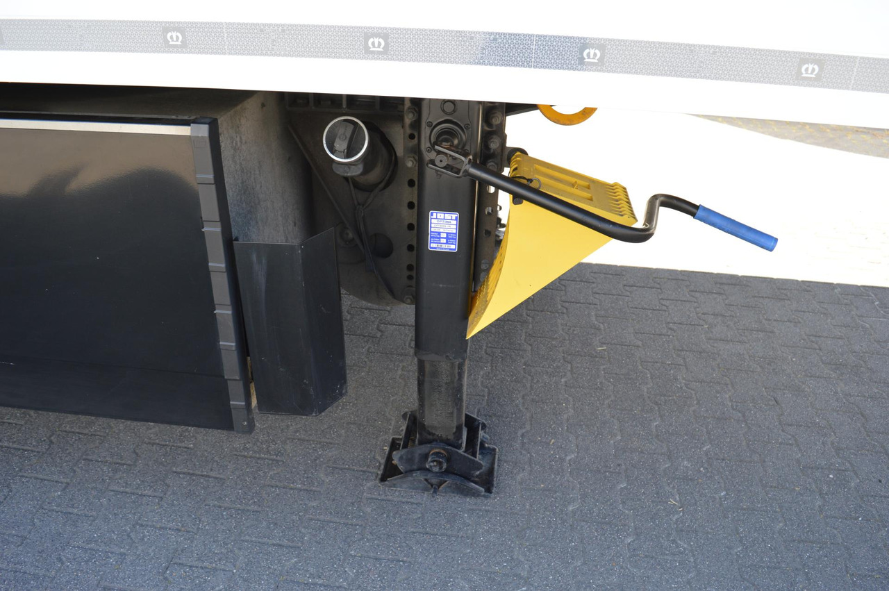 Krone SDR Cool Liner FP 60 ThermoKing SLXi 300 - Semi-remorque frigorifique: photos 4 Krone SDR Cool Liner FP 60 ThermoKing SLXi 300 - Semi-remorque frigorifique: photos 4