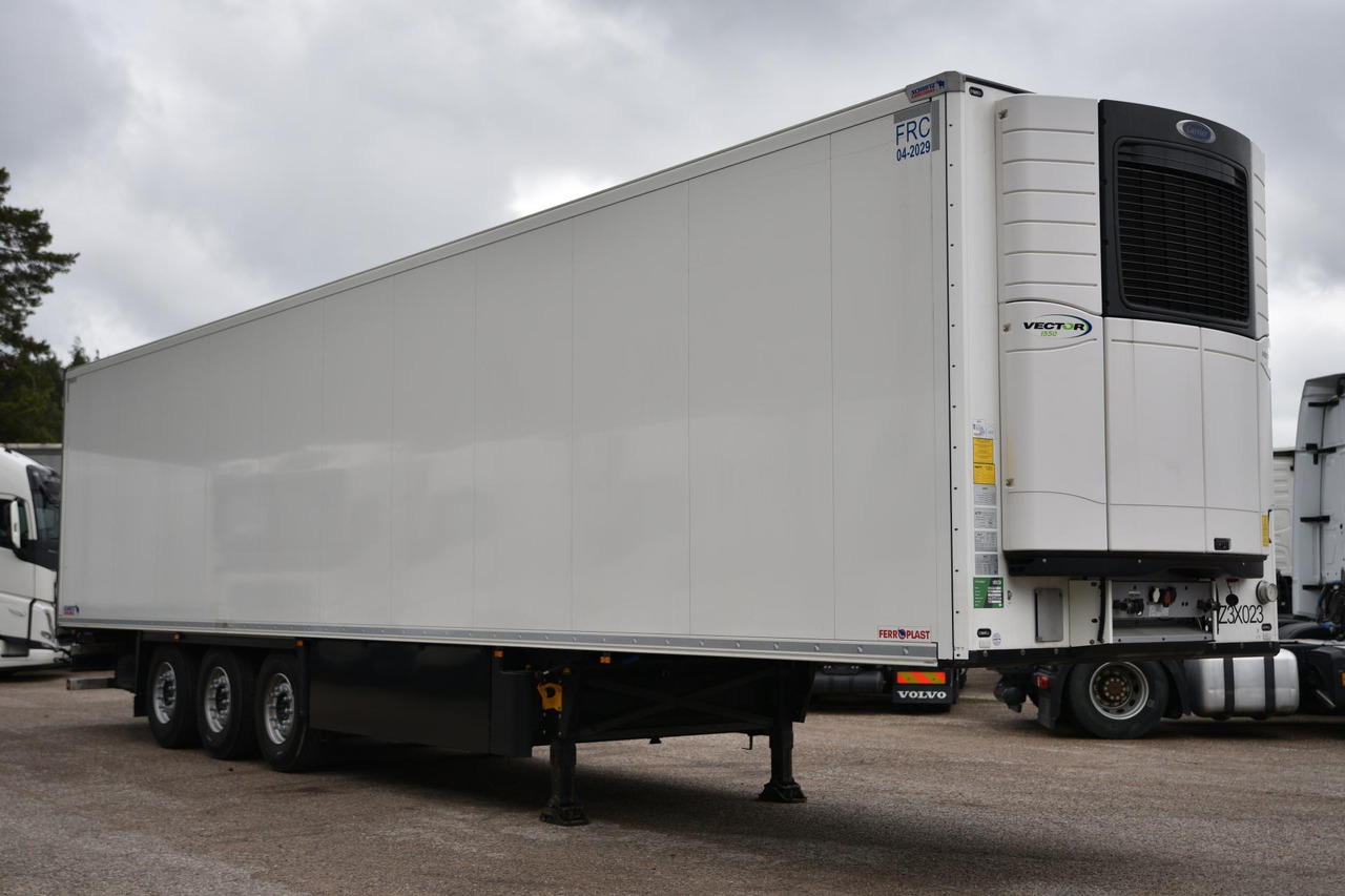 Schmitz Cargobull SKO FP 60 Carrier Vector 1550 - Semi-remorque frigorifique: photos 3 Schmitz Cargobull SKO FP 60 Carrier Vector 1550 - Semi-remorque frigorifique: photos 3
