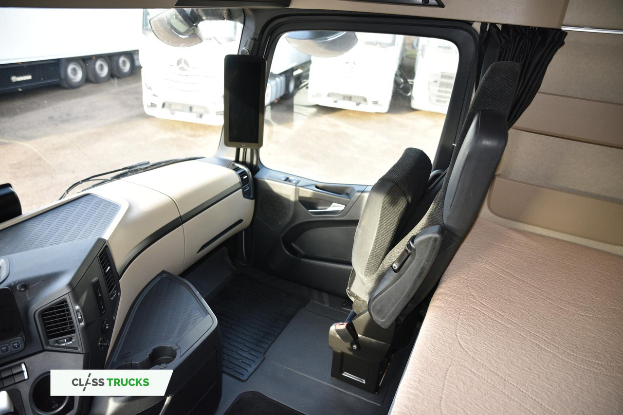 Tracteur routier Mercedes-Benz Actros 5 1845 BigSpace: photos 15