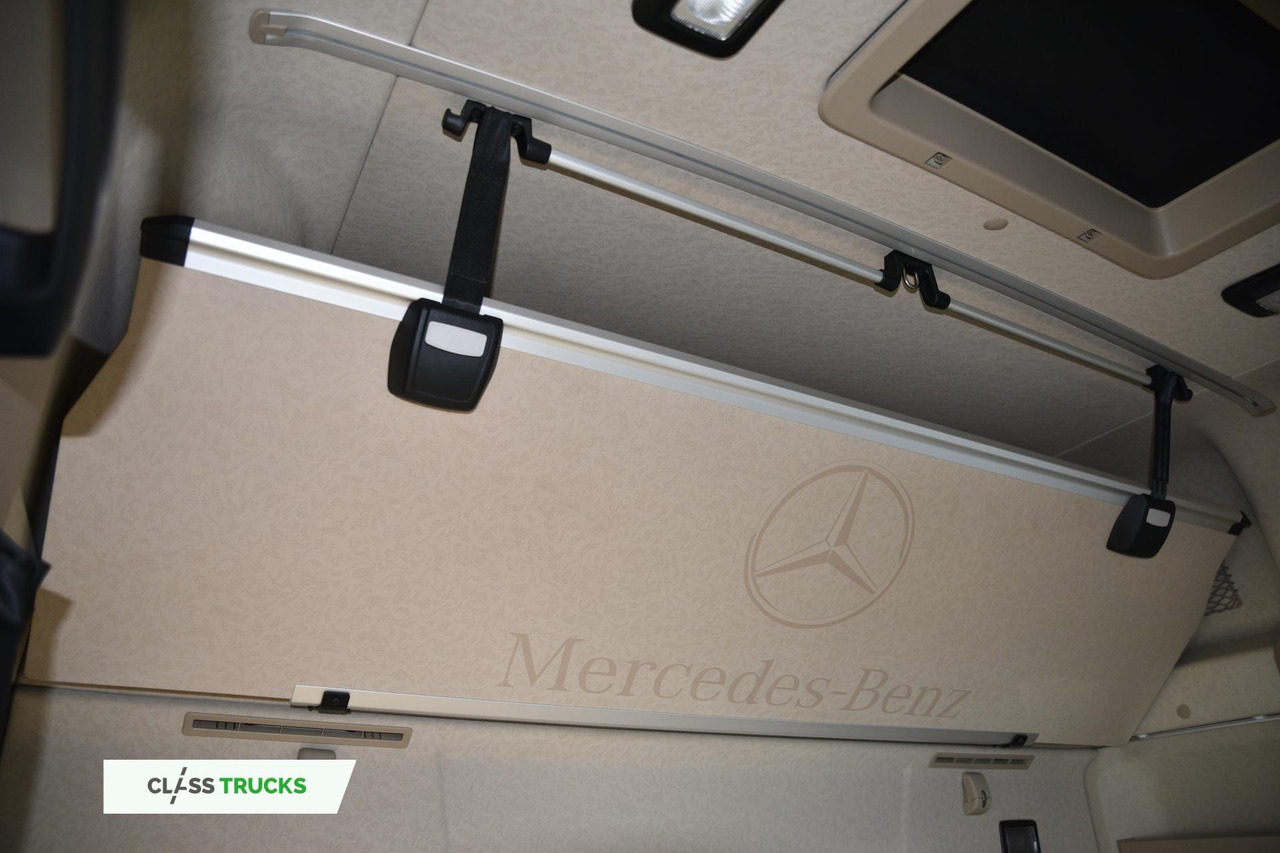 Tracteur routier Mercedes-Benz Actros 5 1845 BigSpace: photos 19