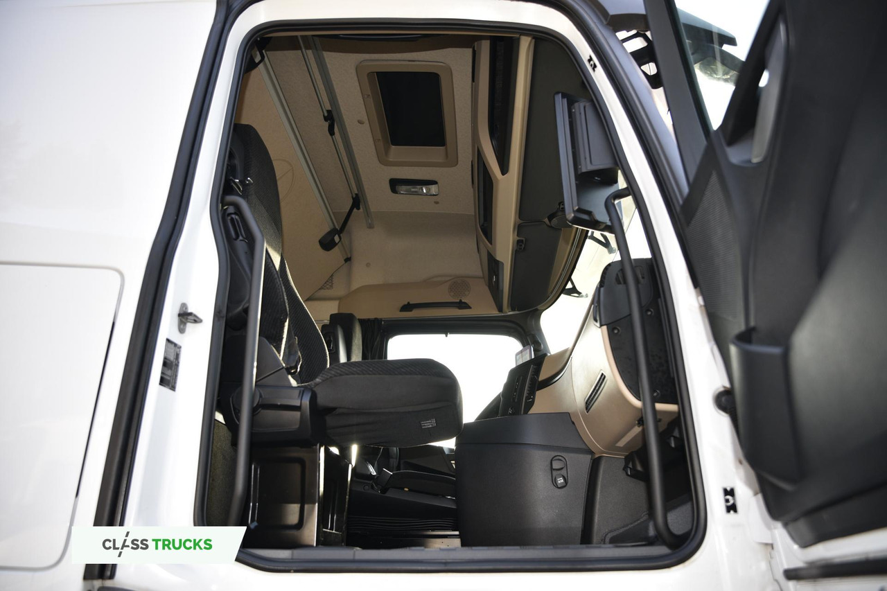 Tracteur routier Mercedes-Benz Actros 5 1845 BigSpace: photos 9