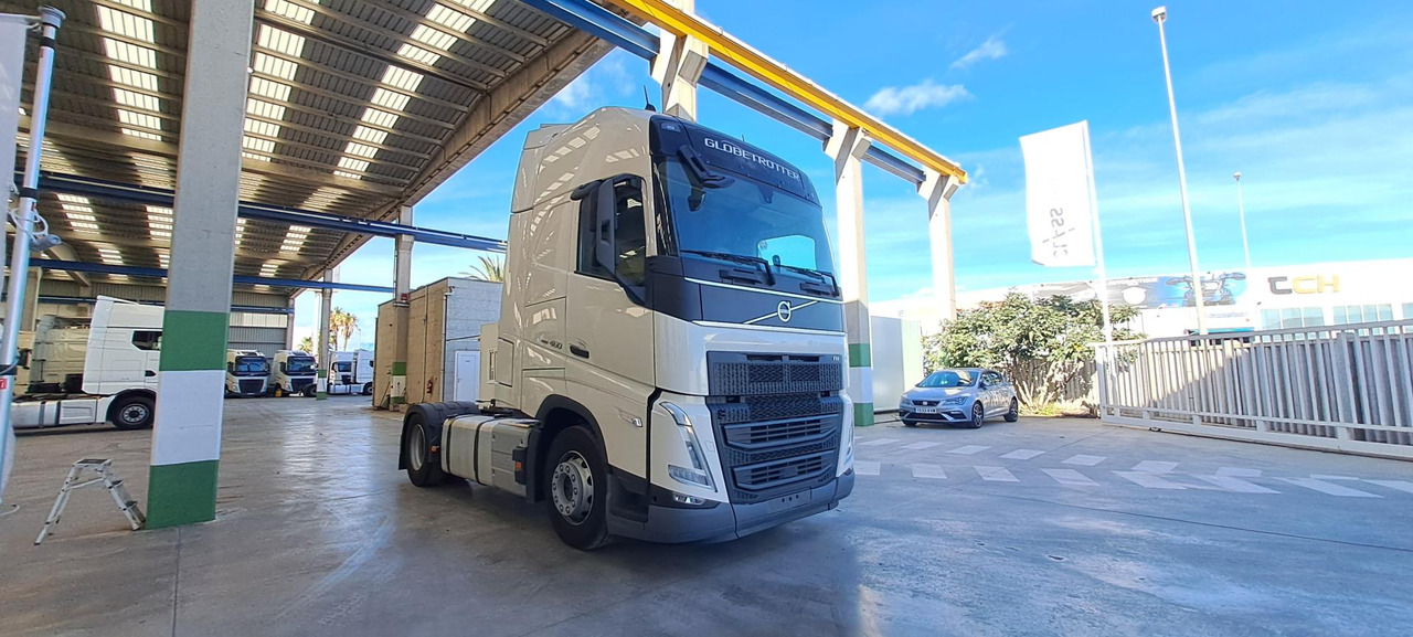 Volvo FH 460 Globetrotter XL Retarder - Tracteur routier: photos 3 Volvo FH 460 Globetrotter XL Retarder - Tracteur routier: photos 3