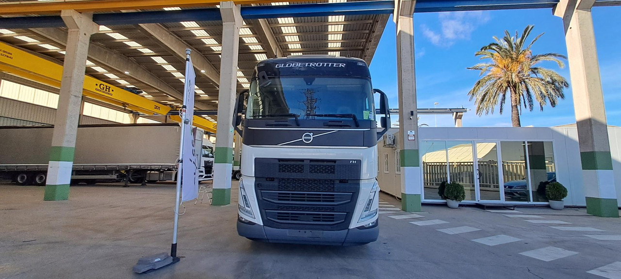 Volvo FH 460 Globetrotter XL Retarder - Tracteur routier: photos 2 Volvo FH 460 Globetrotter XL Retarder - Tracteur routier: photos 2