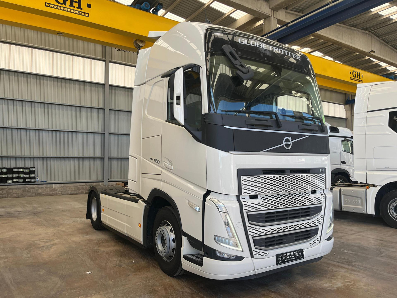 Volvo FH 460 Globetrotter XL i-Save I-ParkCool - Tracteur routier: photos 2 Volvo FH 460 Globetrotter XL i-Save I-ParkCool - Tracteur routier: photos 2