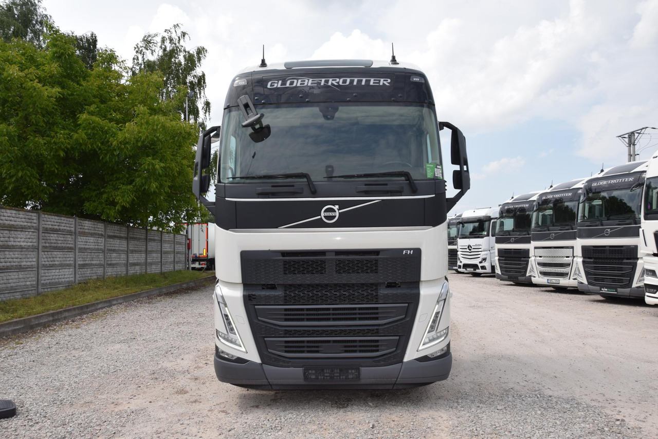 Volvo FH 500 Globetrotter XL - Tracteur routier: photos 2 Volvo FH 500 Globetrotter XL - Tracteur routier: photos 2
