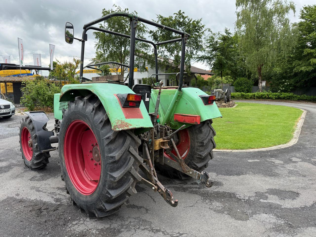 Fendt Farmer 106 (FWA 268S) - Tracteur agricole: photos 5 Fendt Farmer 106 (FWA 268S) - Tracteur agricole: photos 5