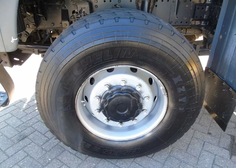 MAN TGS 26.400 6x6 – Wywrotka 3-stronna Meiller + Żuraw HIAB 166 E3 HIPRO – 429.222 km – Euro 4 - Camion benne, Camion grue: photos 4 MAN TGS 26.400 6x6 – Wywrotka 3-stronna Meiller + Żuraw HIAB 166 E3 HIPRO – 429.222 km – Euro 4 - Camion benne, Camion grue: photos 4