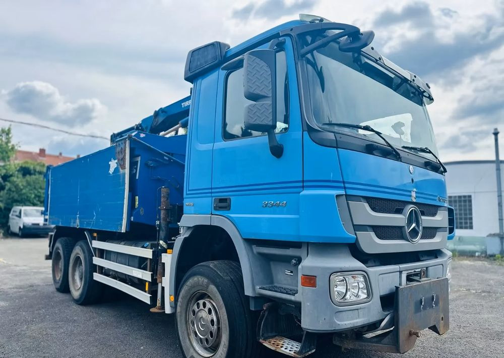 Mercedes-Benz ACTROS 3344 6x6 | Wywrotka z Kranem Terre 131 | Bordmatic - Camion benne: photos 3 Mercedes-Benz ACTROS 3344 6x6 | Wywrotka z Kranem Terre 131 | Bordmatic - Camion benne: photos 3