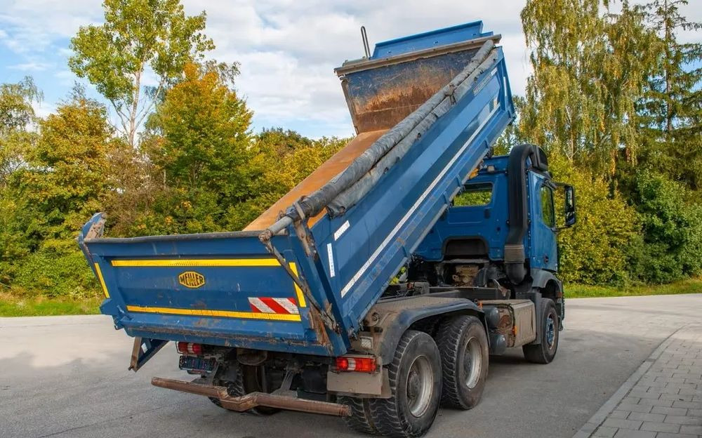 Mercedes-Benz Arocs 2652 6x4 – Wywrotka trójstronna Meiller z Bordmatik (Euro 6) - Camion benne: photos 3 Mercedes-Benz Arocs 2652 6x4 – Wywrotka trójstronna Meiller z Bordmatik (Euro 6) - Camion benne: photos 3