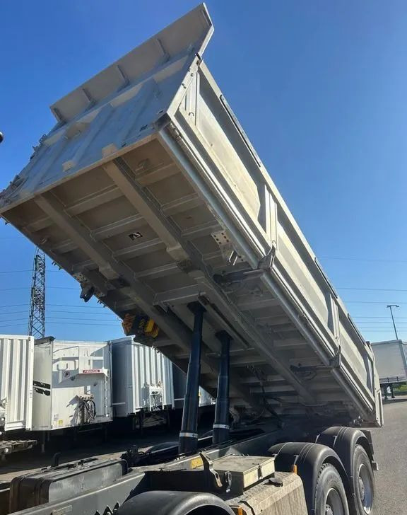 Camion benne Mercedes-Benz Arocs 4145 8x4 | Meiller Kipper |Wywrotka trójstronna | Bordmatik | 453 KM | Euro 6 | 2018: photos 8