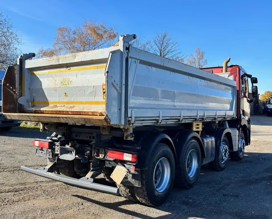 Renault C450 Comfort – 8x4 – Bordmatik – Wywrotka trójstronna - Meiller – ServoTwin – Euro 6 – Tylko 215.704 km !! - Camion benne: photos 3 Renault C450 Comfort – 8x4 – Bordmatik – Wywrotka trójstronna - Meiller – ServoTwin – Euro 6 – Tylko 215.704 km !! - Camion benne: photos 3