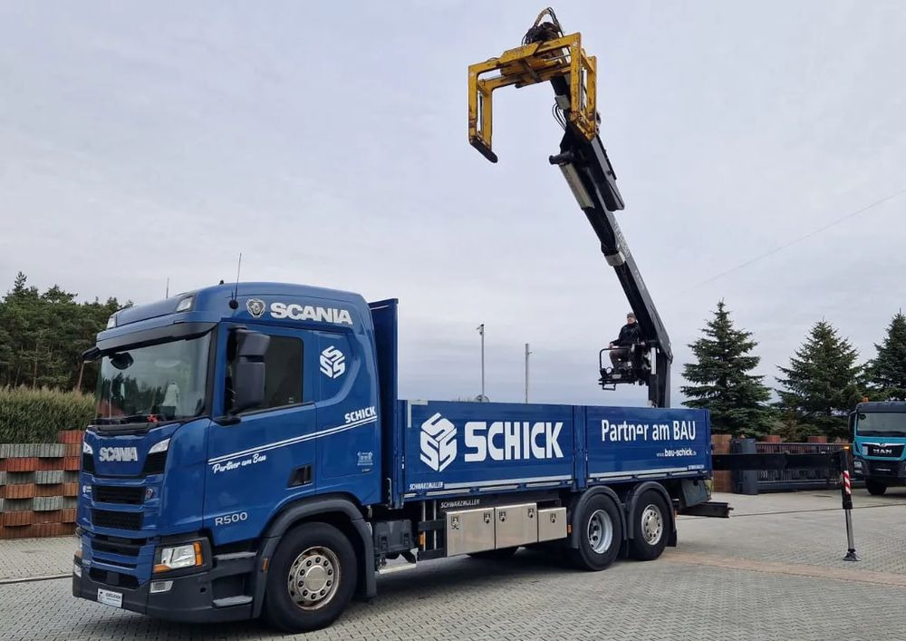 Scania Scania/ R 500/ 6x2 /Fassi F 215 AS - Camion plateau, Camion grue: photos 2 Scania Scania/ R 500/ 6x2 /Fassi F 215 AS - Camion plateau, Camion grue: photos 2