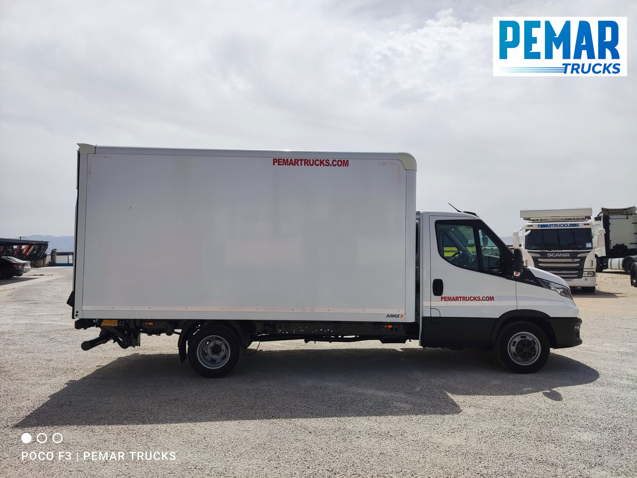 IVECO DAILY 35C16 CAJA CERRADA DOBLE RUEDA - Fourgon: photos 4 IVECO DAILY 35C16 CAJA CERRADA DOBLE RUEDA - Fourgon: photos 4