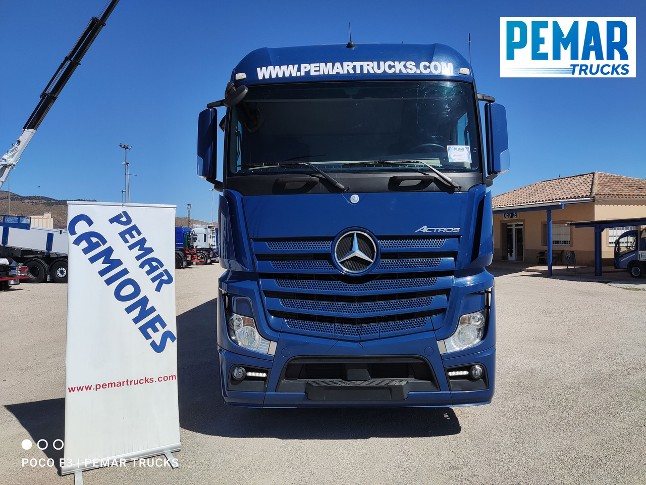 MERCEDES-BENZ ACTROS 1836 SEMITAUTLINER 18T - Camion à rideaux coulissants: photos 2 MERCEDES-BENZ ACTROS 1836 SEMITAUTLINER 18T - Camion à rideaux coulissants: photos 2
