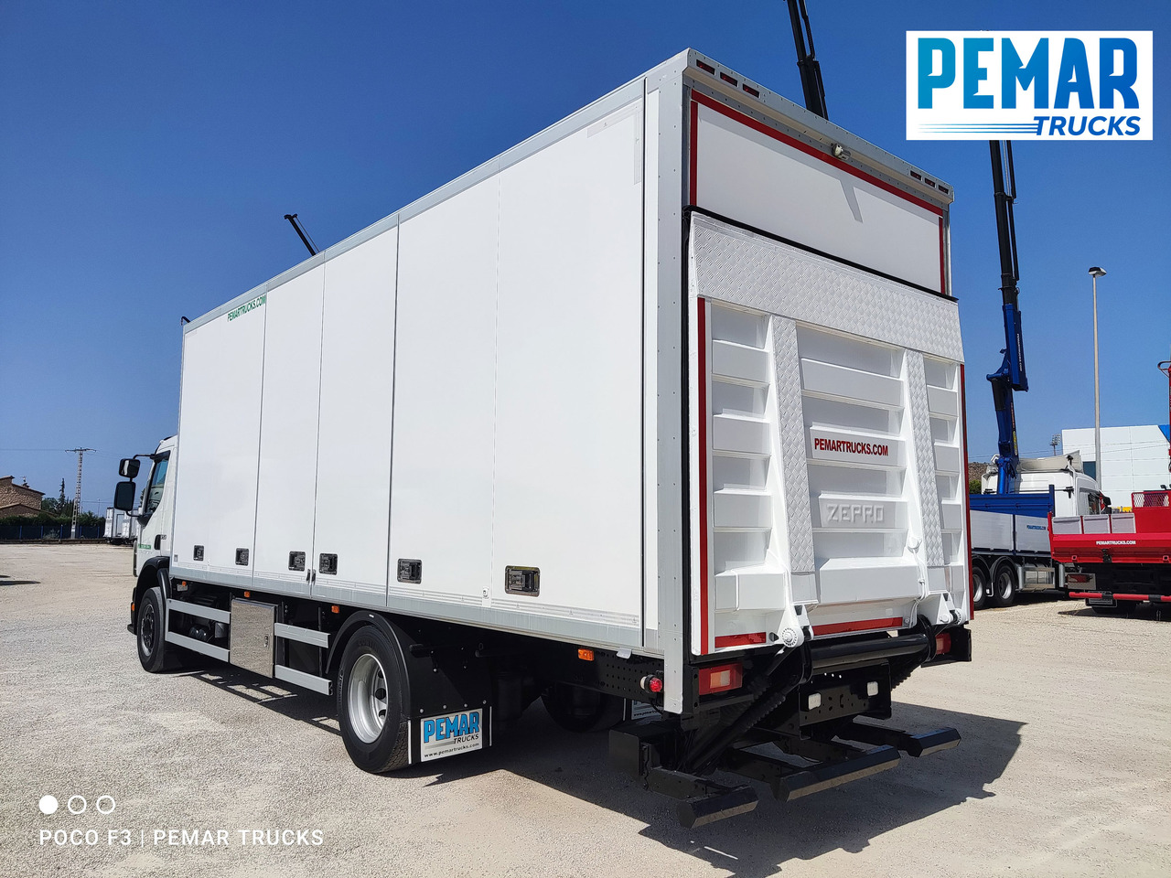 Camion fourgon VOLVO FE 320 CAJA CERRADA 18T EURO 6: photos 7