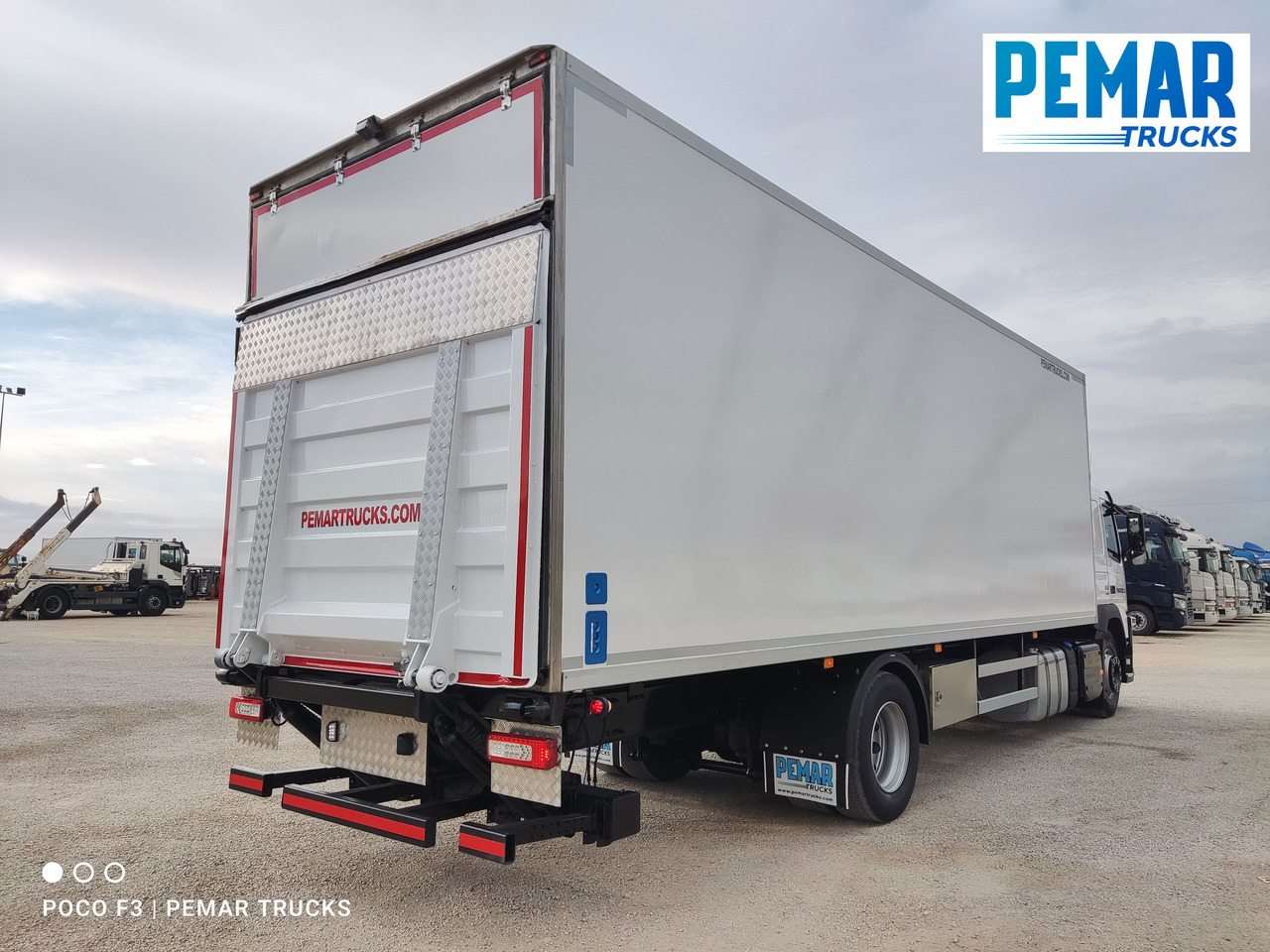 VOLVO FM 330 4X2 FRIGORIFICO 18T EURO 6 - Camion frigorifique: photos 5 VOLVO FM 330 4X2 FRIGORIFICO 18T EURO 6 - Camion frigorifique: photos 5