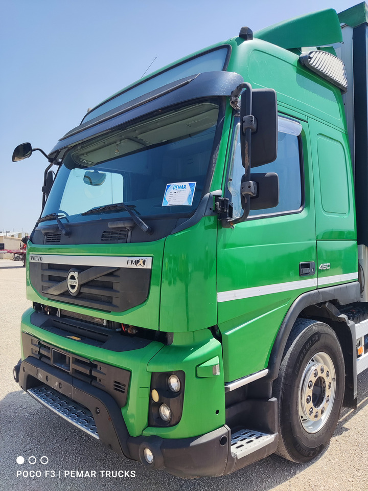VOLVO FMX 450 - Cabine pour Camion: photos 3 VOLVO FMX 450 - Cabine pour Camion: photos 3
