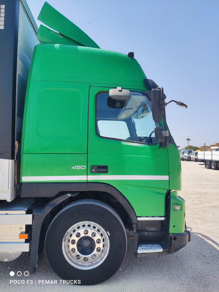 VOLVO FMX 450 - Cabine pour Camion: photos 5 VOLVO FMX 450 - Cabine pour Camion: photos 5