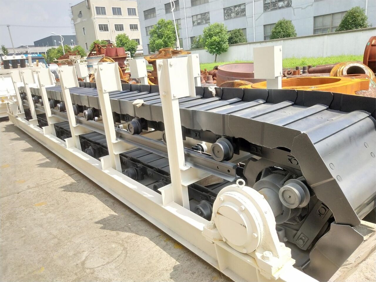 Kinglink Apron feeder WBZ200 - Convoyeur: photos 1 Kinglink Apron feeder WBZ200 - Convoyeur: photos 1