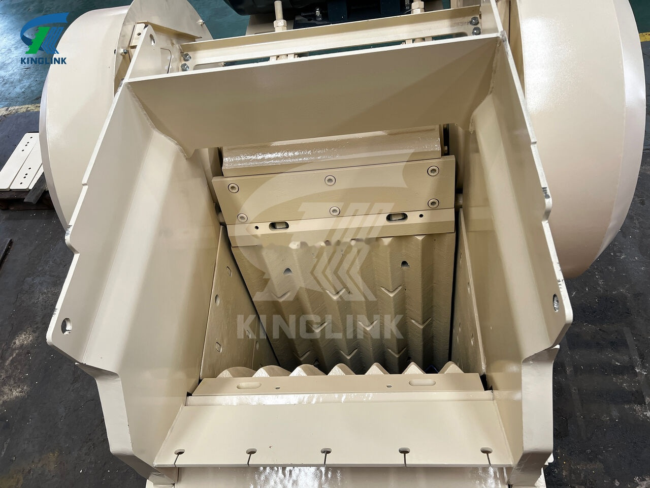 Kinglink C96 New Jaw Crusher | Nordberg Metso Type - Concasseur à mâchoires: photos 3 Kinglink C96 New Jaw Crusher | Nordberg Metso Type - Concasseur à mâchoires: photos 3