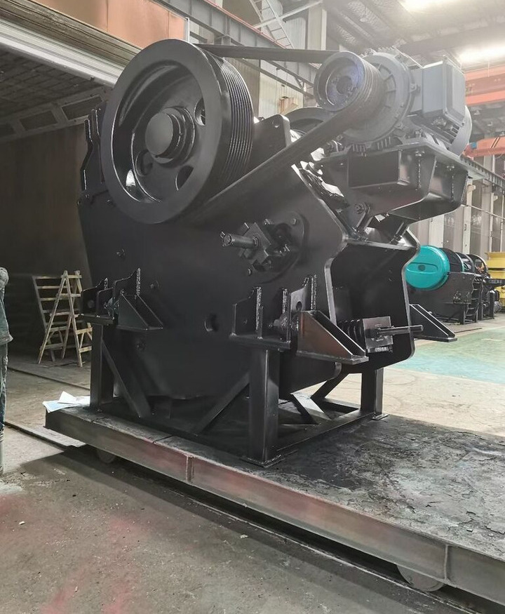 Kinglink European type Stone Jaw Crusher | Zinc - Concasseur à mâchoires: photos 1 Kinglink European type Stone Jaw Crusher | Zinc - Concasseur à mâchoires: photos 1