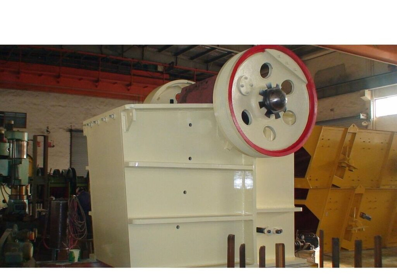 Kinglink KPE1200x800 Hydraulic Jaw Crusher - Concasseur à mâchoires: photos 1 Kinglink KPE1200x800 Hydraulic Jaw Crusher - Concasseur à mâchoires: photos 1