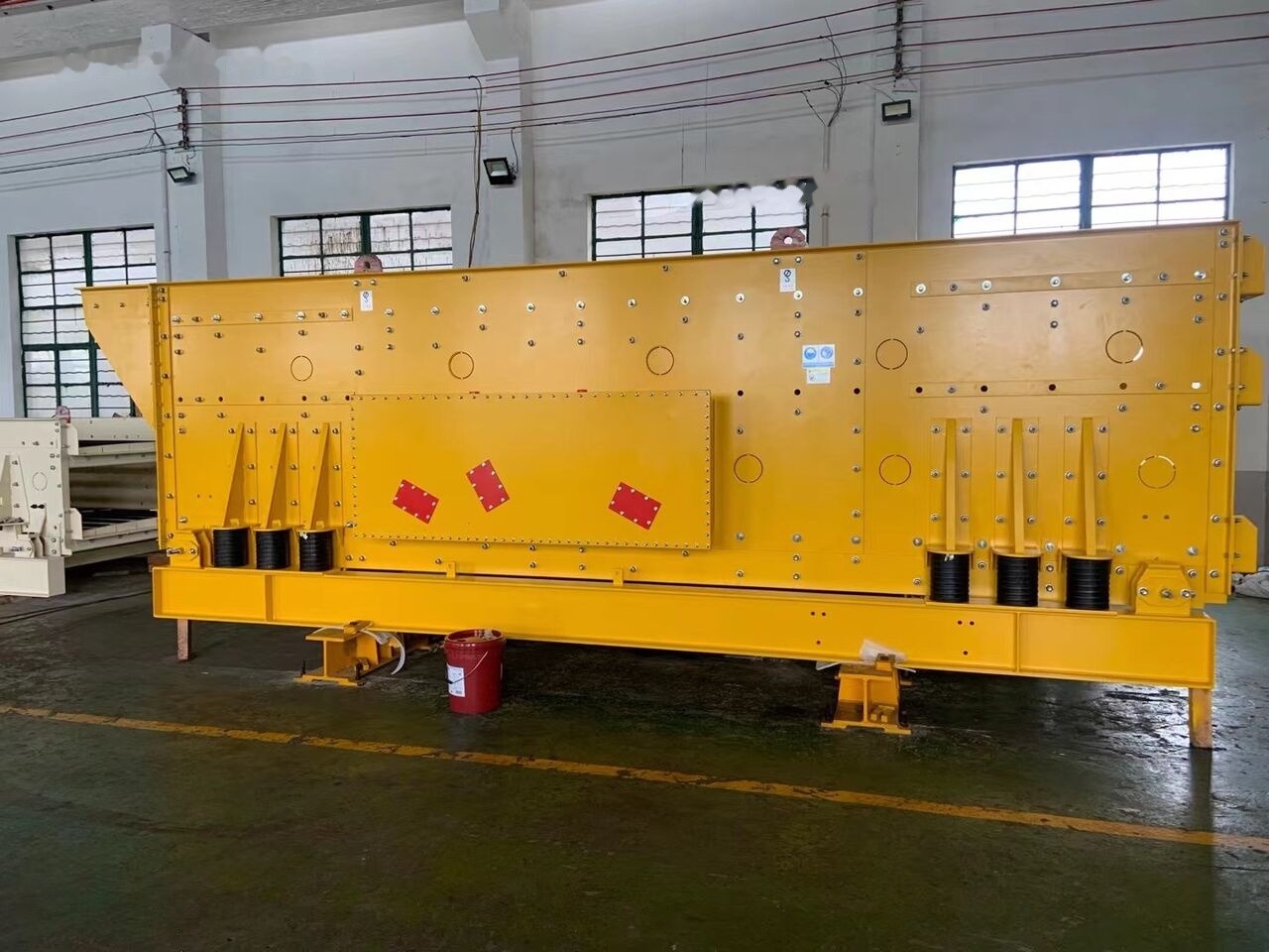 Kinglink KTH Horizontal Vibrating Screen | Triple Shafts - Crible: photos 3 Kinglink KTH Horizontal Vibrating Screen | Triple Shafts - Crible: photos 3