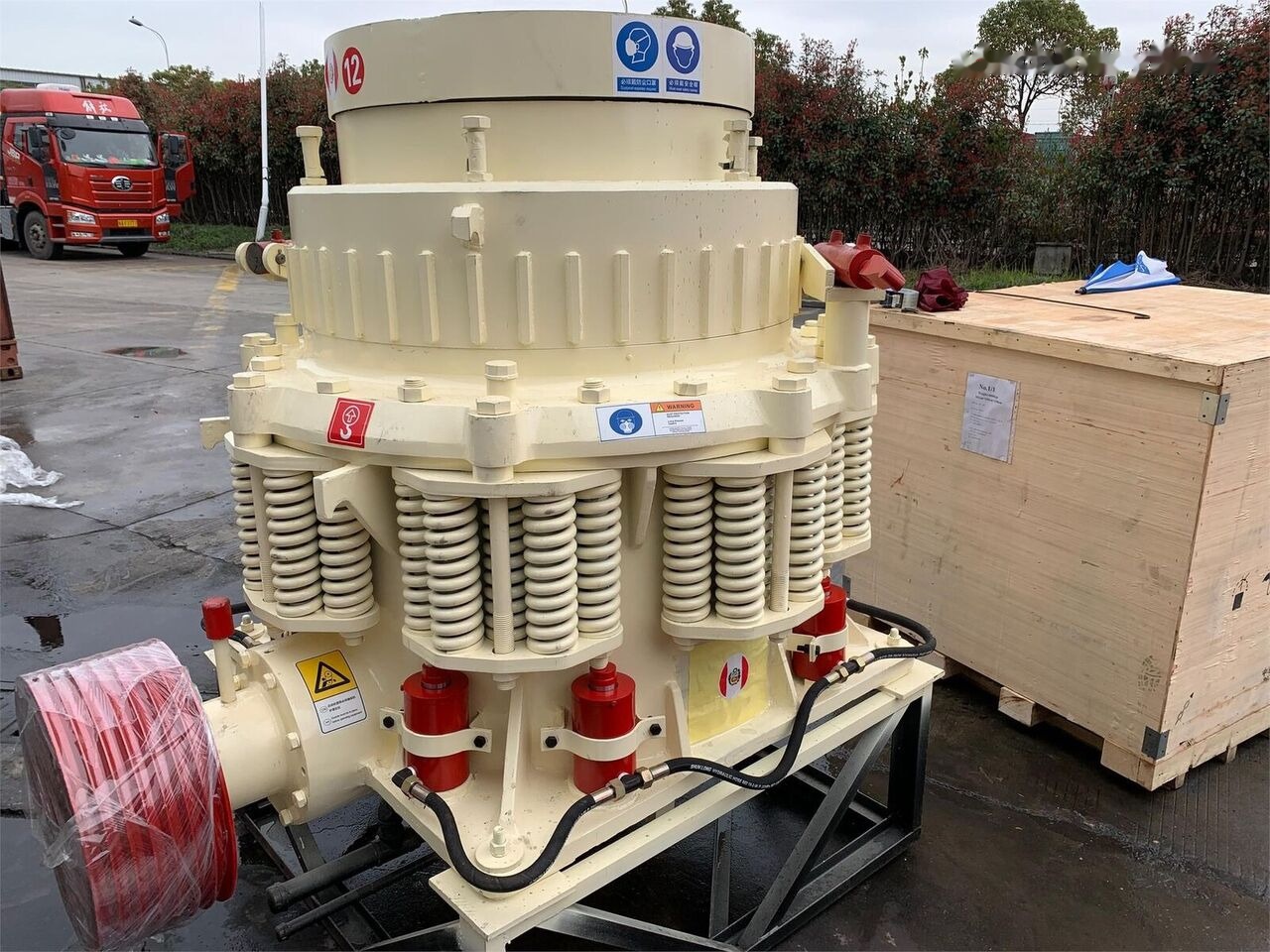 Kinglink NEW 3ft KLF1000 Rock Stone Cone Crusher 80-150TPH - Concasseur à cône: photos 4 Kinglink NEW 3ft KLF1000 Rock Stone Cone Crusher 80-150TPH - Concasseur à cône: photos 4
