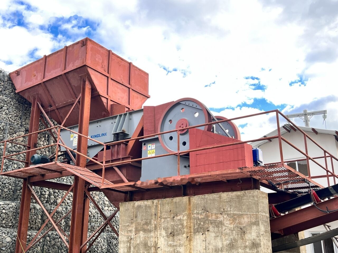 Kinglink PE2436 Primary Jaw Crusher 150TPH Riverstone - Concasseur à mâchoires: photos 1 Kinglink PE2436 Primary Jaw Crusher 150TPH Riverstone - Concasseur à mâchoires: photos 1