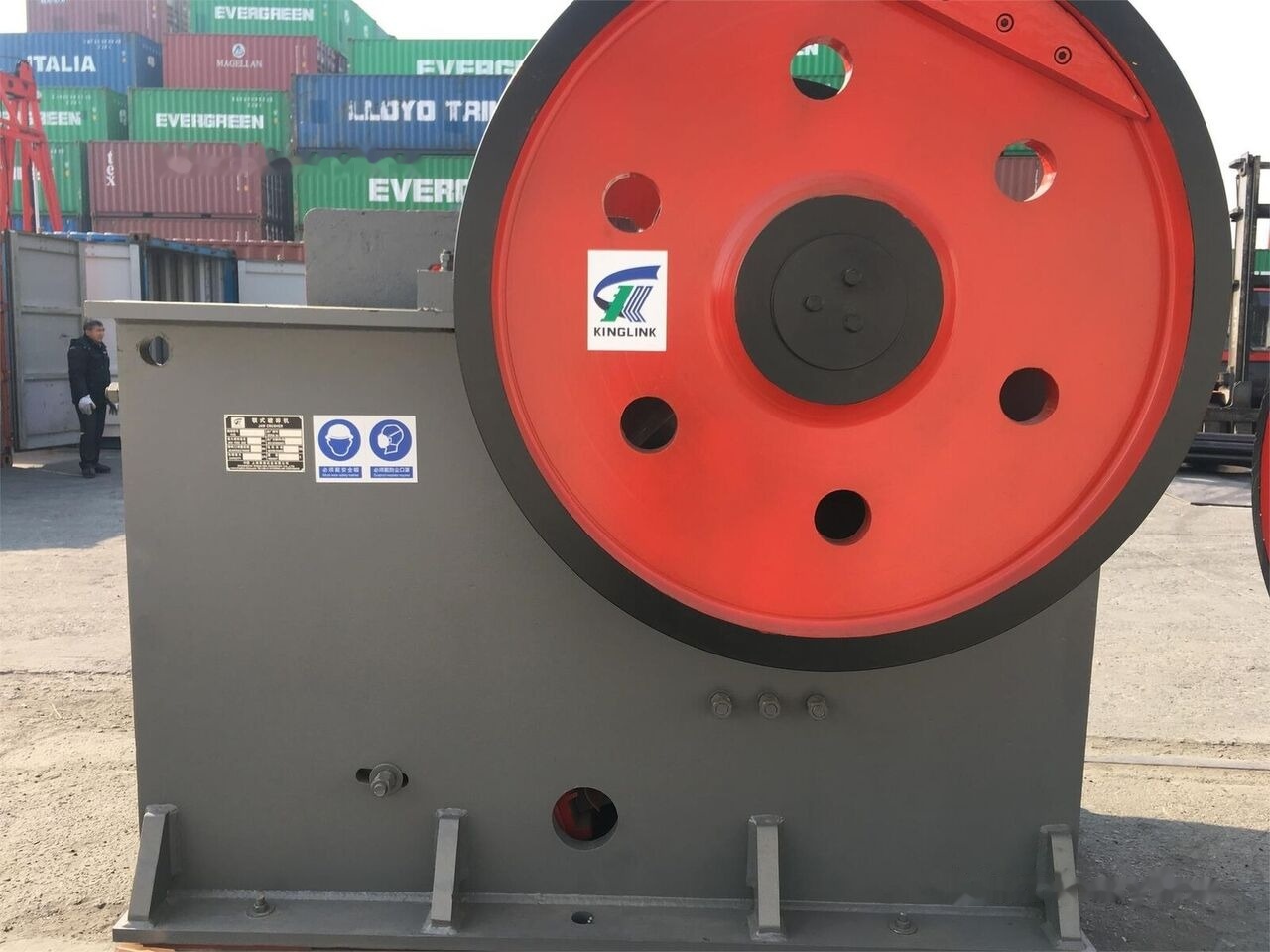 Kinglink PE600x900 Basalt and Granite Jaw Crusher - Concasseur à mâchoires: photos 5 Kinglink PE600x900 Basalt and Granite Jaw Crusher - Concasseur à mâchoires: photos 5
